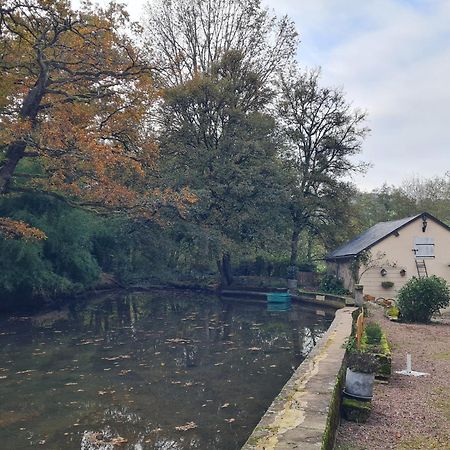 Le Moulin De Serres Hotel Bazoches  Exterior photo